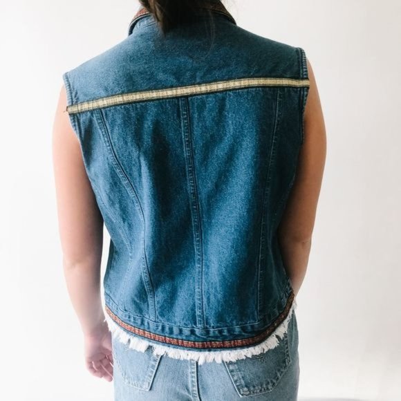 Vintage Boho Denim Vest With Embroidery & Fringe M - Picture 6 of 7